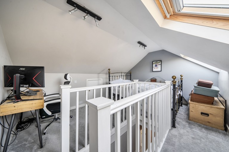 Images for Woodside Road, Chiddingfold, GU8