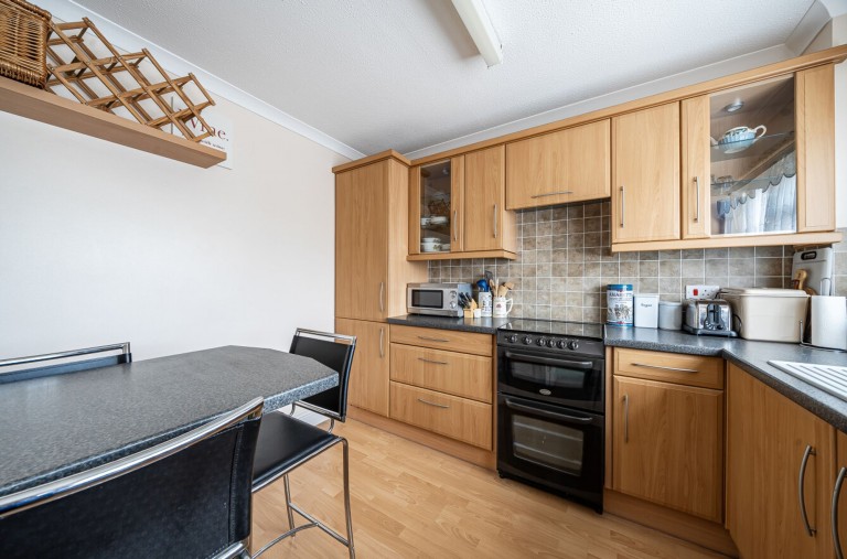 Images for Glen Crescent, Selsey, PO20