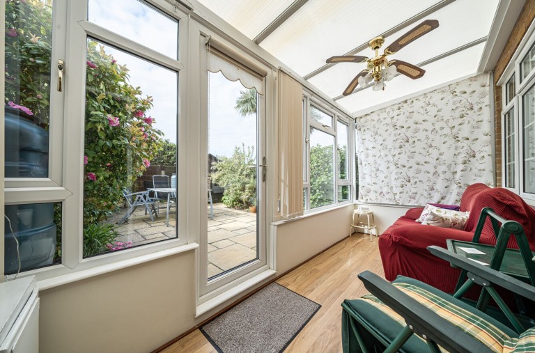 Images for Glen Crescent, Selsey, PO20