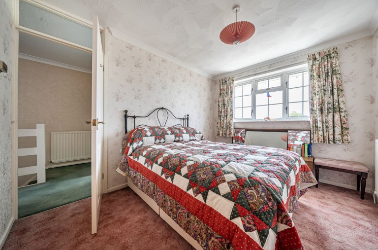 Images for Glen Crescent, Selsey, PO20