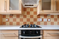 Images for Moggs Mead, Petersfield, GU31