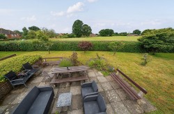 Images for Moggs Mead, Petersfield, GU31