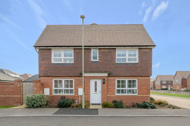 Click the photo for more details of Blandings Way, Emsworth, PO10