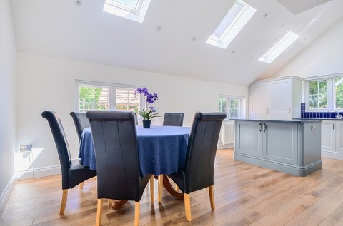 Click the photo for more details of Hambrook Hill South, Hambrook, PO18