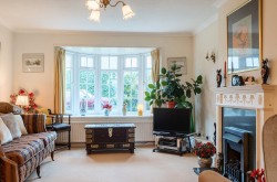Images for Selborne Close, Petersfield, GU32