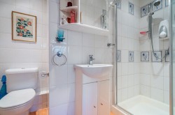 Images for Selborne Close, Petersfield, GU32