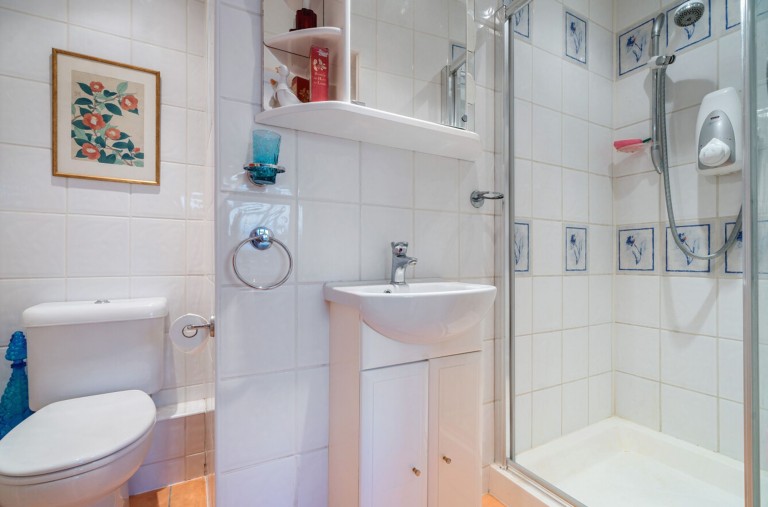 Images for Selborne Close, Petersfield, GU32
