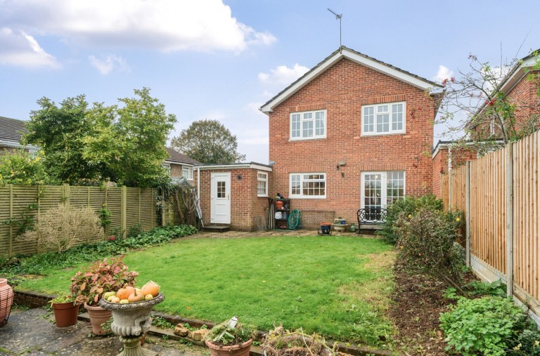 Images for Selborne Close, Petersfield, GU32
