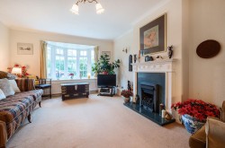 Images for Selborne Close, Petersfield, GU32