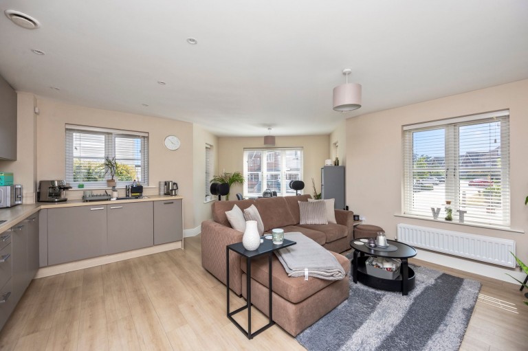 Images for Longhurst Avenue, Horsham, RH12