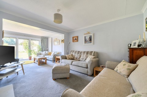 Click the photo for more details of Longland Avenue, Storrington, RH20