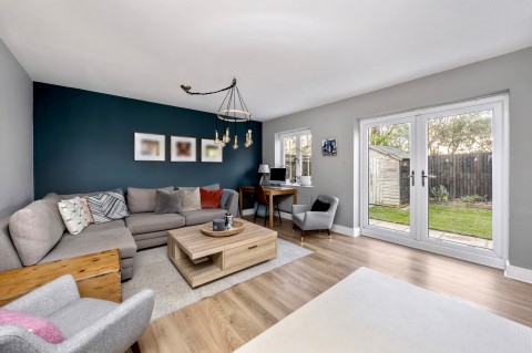 Click the photo for more details of Edwards Close, Broadbridge Heath, RH12