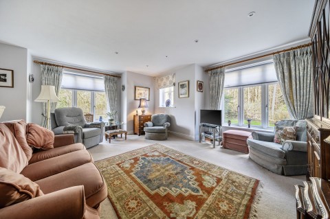 Click the photo for more details of Stane Street, Billingshurst, RH14