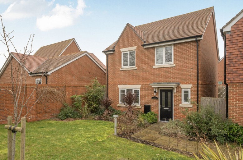 Click the photo for more details of Lock's Farm Lane, West Broyle, PO19