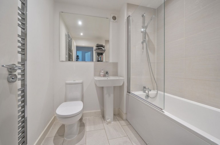 Images for Lock's Farm Lane, West Broyle, PO19