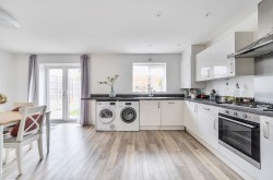 Images for Lock's Farm Lane, West Broyle, PO19