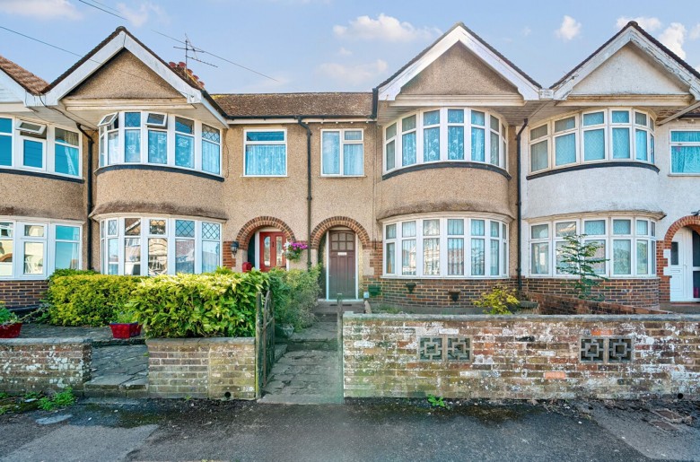 Click the photo for more details of Central Drive, North Bersted, PO21