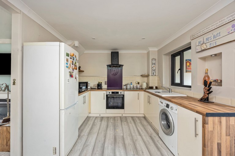 Images for Streetfield Road, Slinfold, RH13