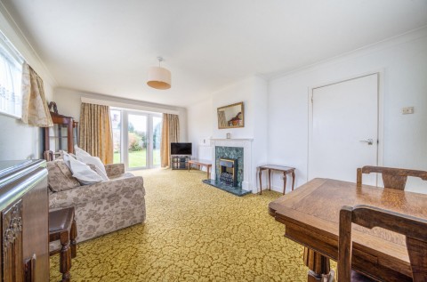 Click the photo for more details of Leonora Drive, Nyetimber, PO21
