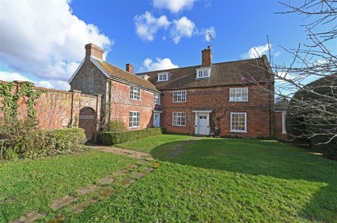 Click the photo for more details of Alderton, Suffolk Heritage Coast