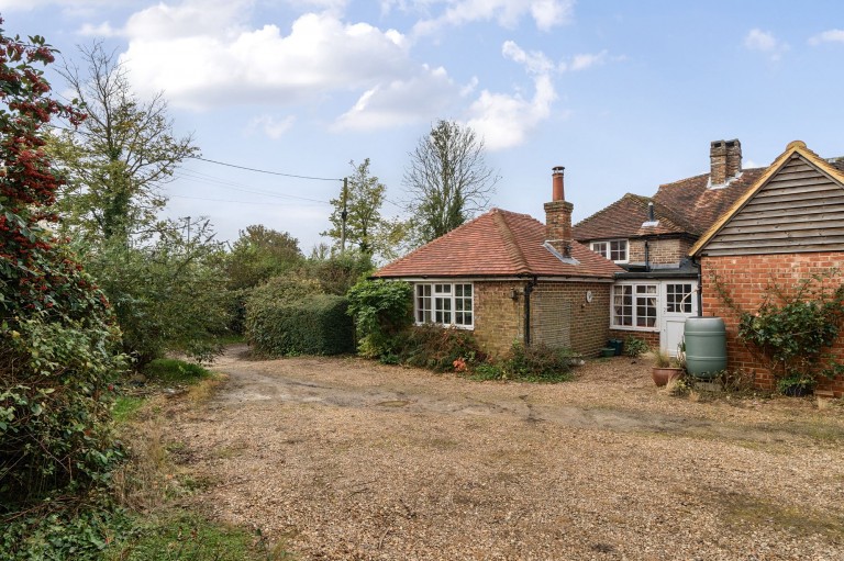 Images for Hilland Road, Billingshurst, RH14