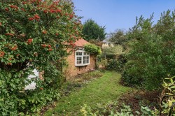 Images for Hilland Road, Billingshurst, RH14