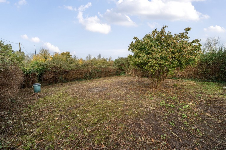 Images for Hilland Road, Billingshurst, RH14