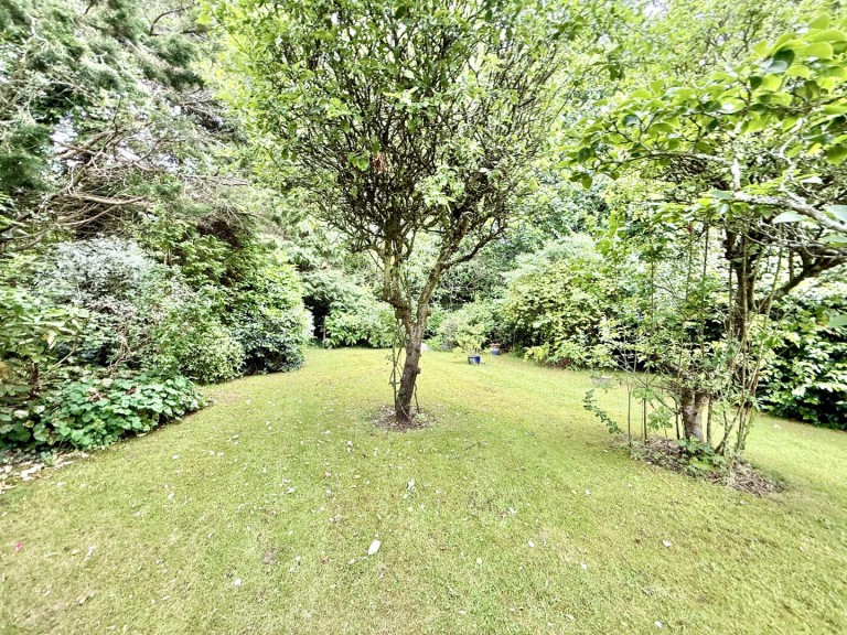 Images for Birchwood Close, Highcliffe on Sea