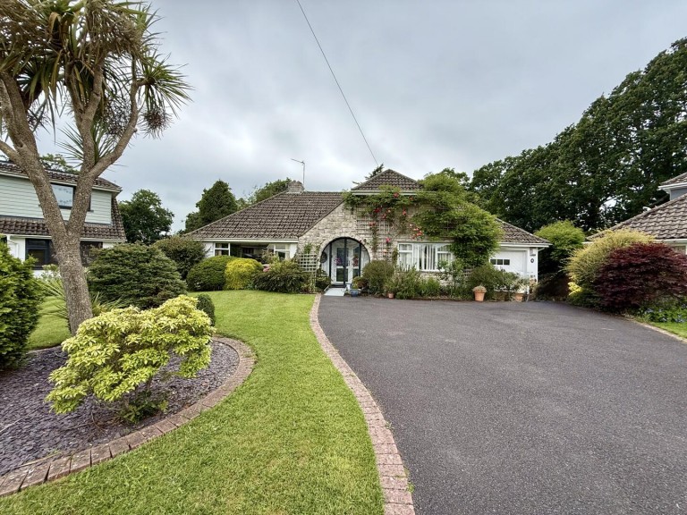 Images for Birchwood Close, Highcliffe on Sea