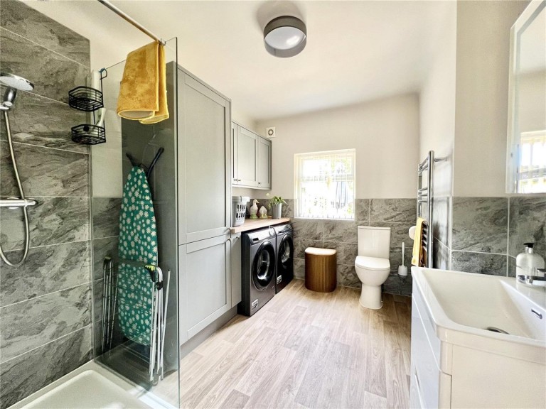 Images for Avenue Road, Walkford