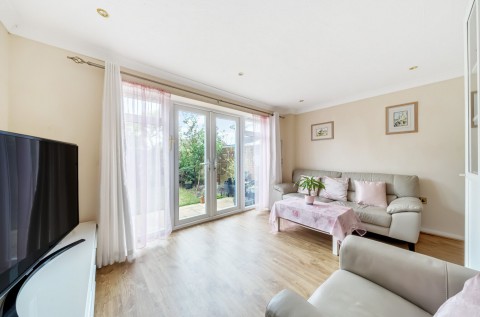 Click the photo for more details of Malthouse Road, Selsey, PO20
