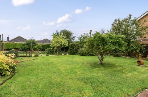 Click the photo for more details of Lodge Close, Middleton-On-Sea, PO22