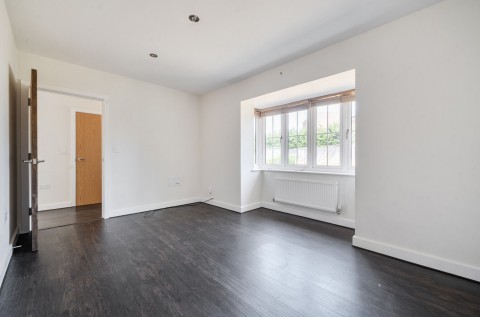Click the photo for more details of Billy Fiske Close, Boxgrove, PO18