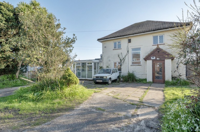 Click the photo for more details of Elmer Road, Elmer, PO22