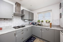 Images for Illett Way, Faygate, RH12