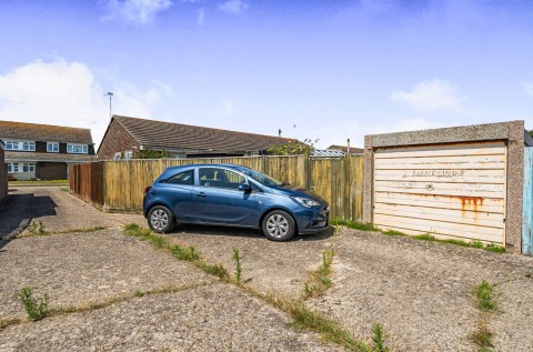 Click the photo for more details of Northfield, Selsey, PO20