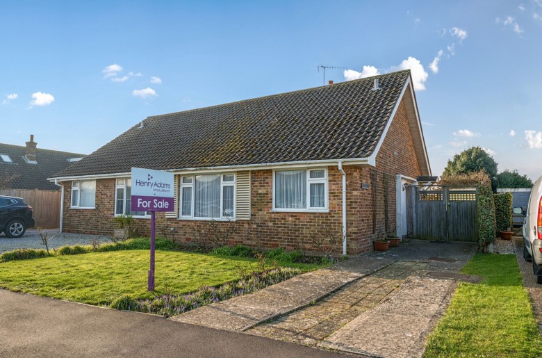 Click the photo for more details of Wellington Gardens, Selsey, PO20