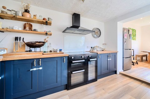 Click the photo for more details of Farne Lane, Birdham, PO20