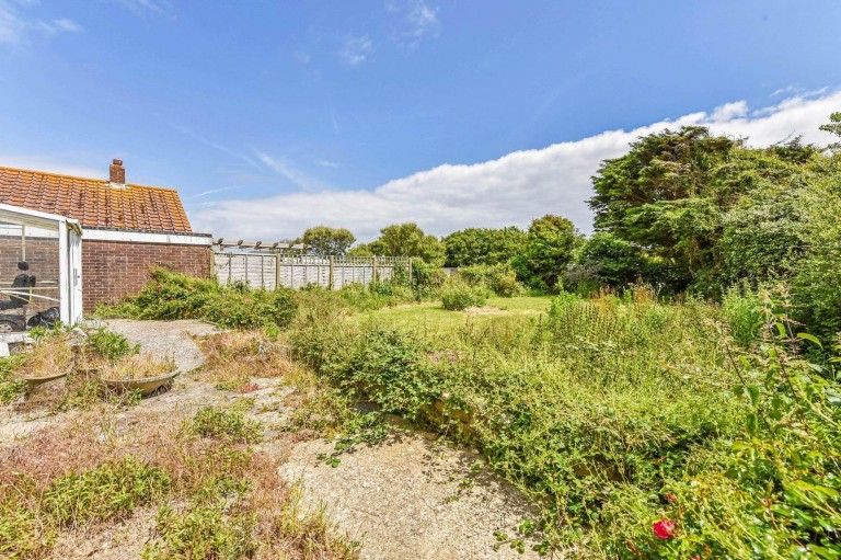 Images for Sandringham Close, Bracklesham Bay, PO20