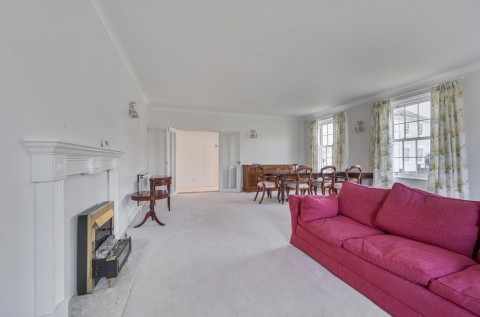 Click the photo for more details of Marchwood, Chichester, PO19