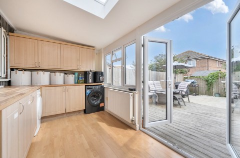 Click the photo for more details of Shalbourne Crescent, Bracklesham Bay, PO20