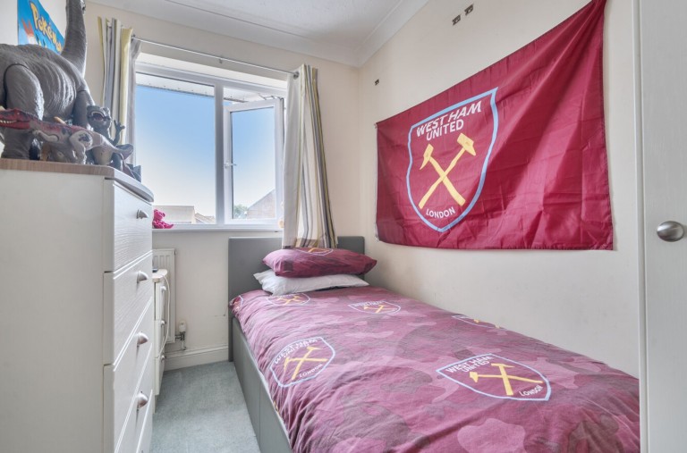 Images for Shalbourne Crescent, Bracklesham Bay, PO20