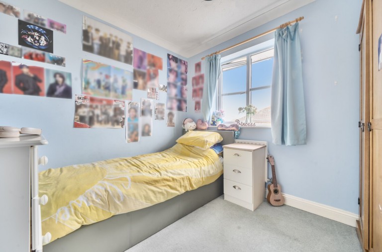 Images for Shalbourne Crescent, Bracklesham Bay, PO20