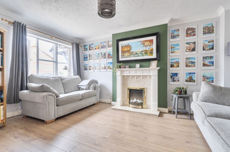 Images for Shalbourne Crescent, Bracklesham Bay, PO20