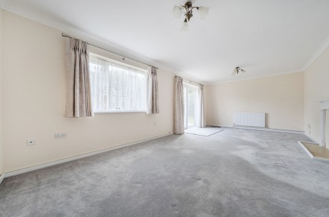 Click the photo for more details of Byron Close, Felpham, PO22