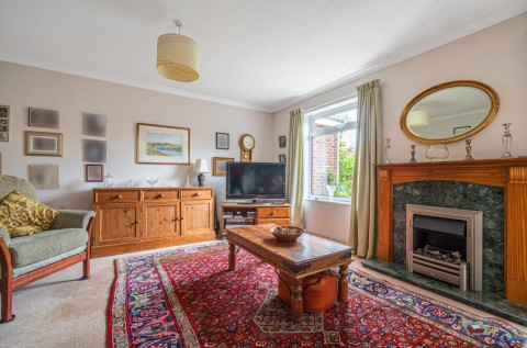 Click the photo for more details of Crundles, Petersfield, GU31