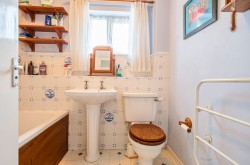 Images for Crundles, Petersfield, GU31