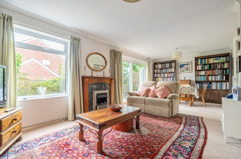 Click the photo for more details of Crundles, Petersfield, GU31
