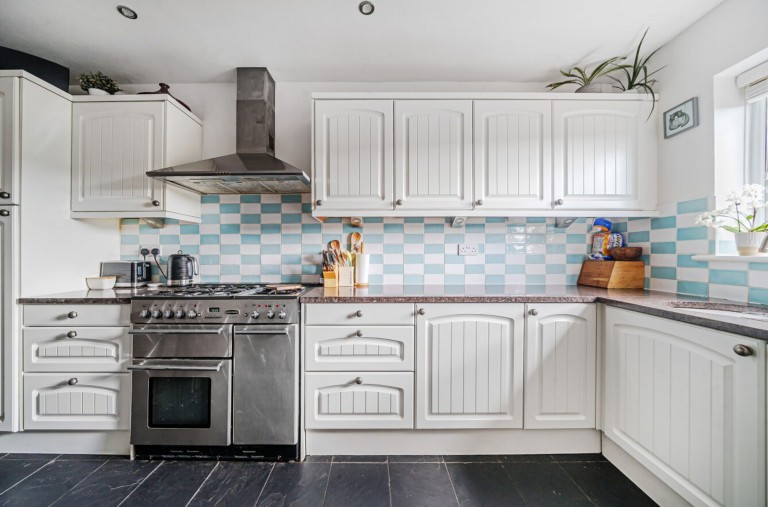 Images for Fir Tree Avenue, Haslemere, GU27