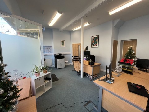 Click the photo for more details of Well Close Square, Framlingham, Suffolk